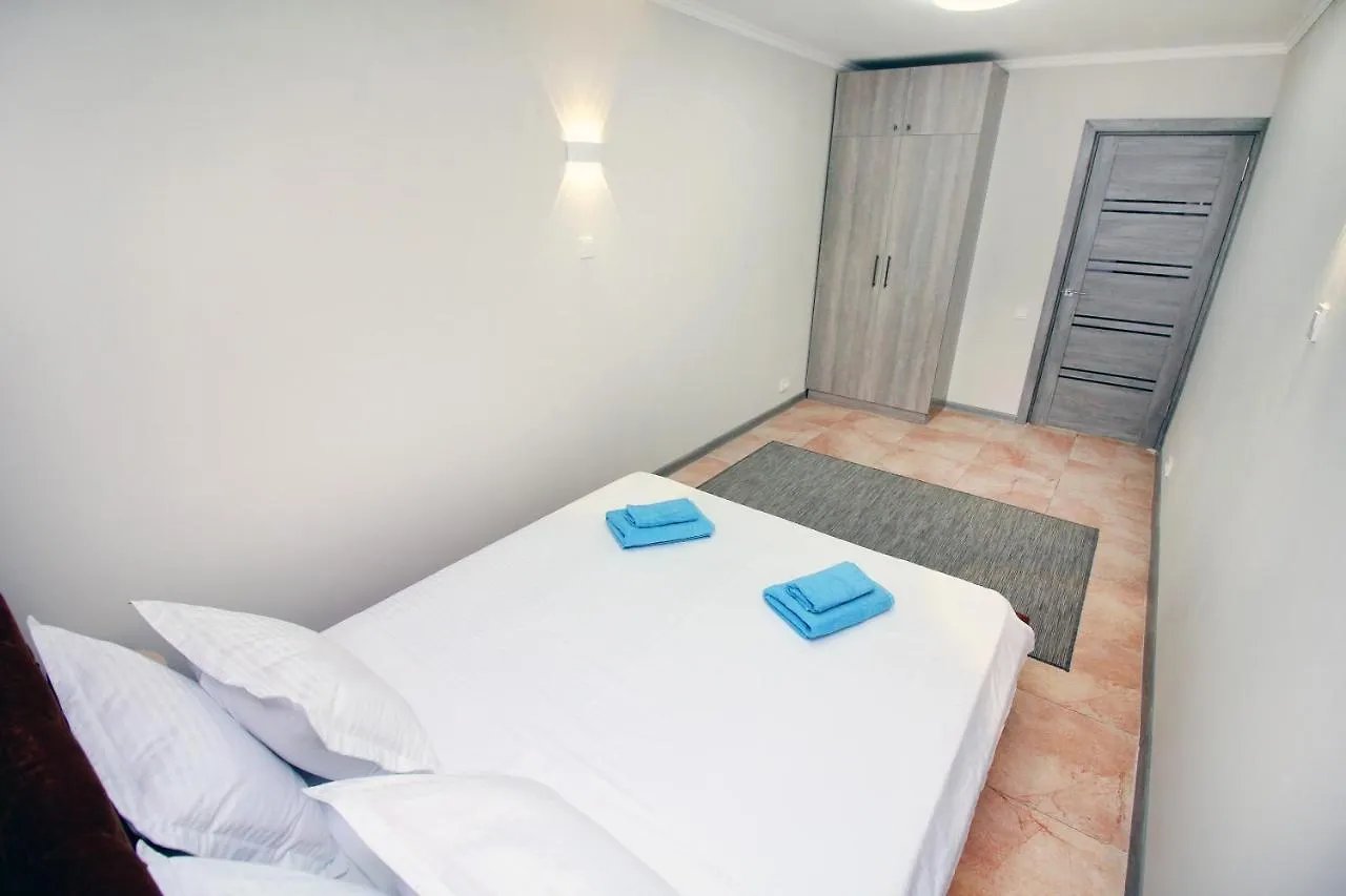 Happy And Comfortable Apartment Almaty